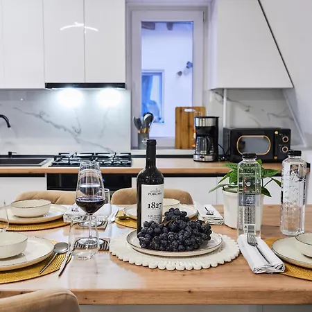 Kim & C O Loft - Evadare Romantica - By Open House Τιμισοάρα