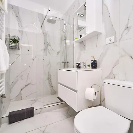 Διαμέρισμα Kim & C O Loft - Evadare Romantica - By Open House Τιμισοάρα