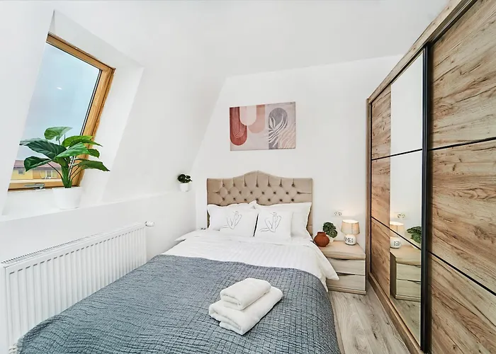 Kim & C O Loft - Evadare Romantica - By Open House *