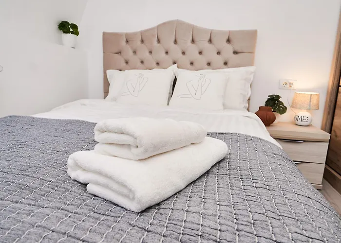 Kim & C O Loft - Evadare Romantica - By Open House Apartmán