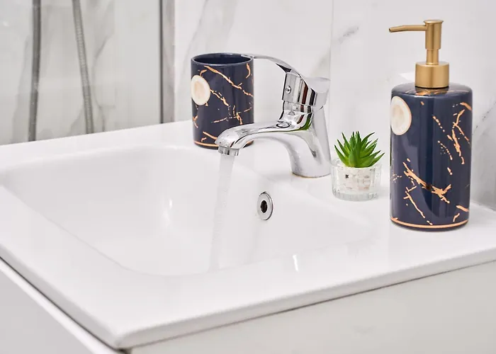 Kim & C O Loft - Evadare Romantica - By Open House Temešvár